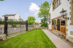 Chapel House- click for photo gallery